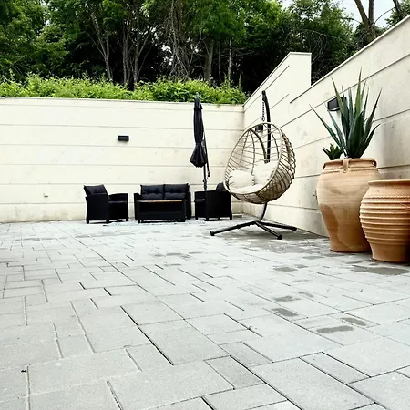 Nardin Apartman Kavarna