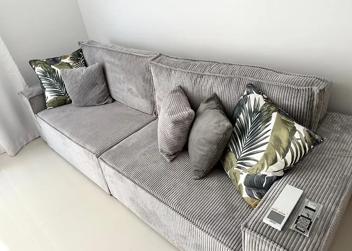 アパート Nardin カヴァルナ