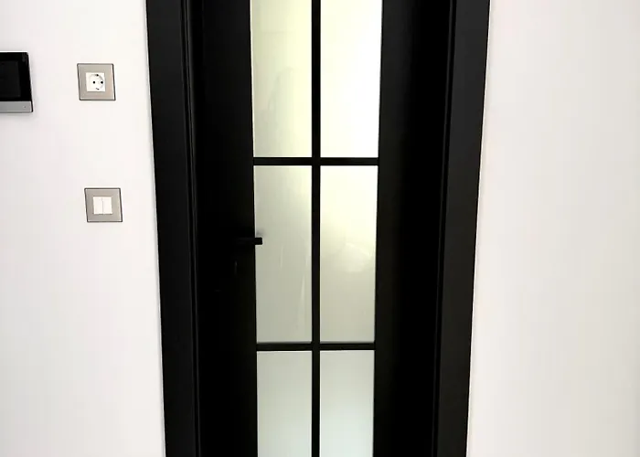 Nardin アパート カヴァルナ